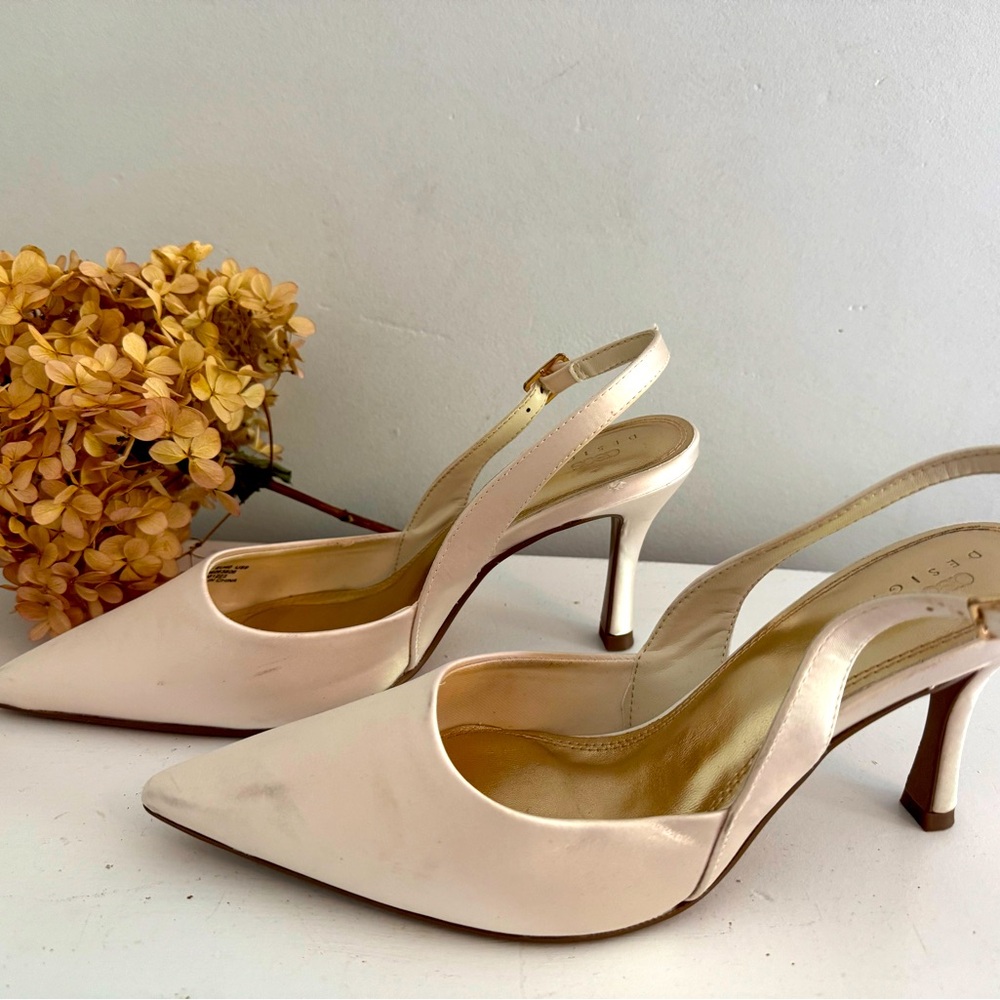 ASOS Elegant Cream satin Slingback Heels bridal shoes wedding shoes size 9